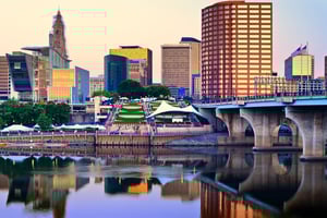 Hartford, Connecticut, USA downtown skyline.